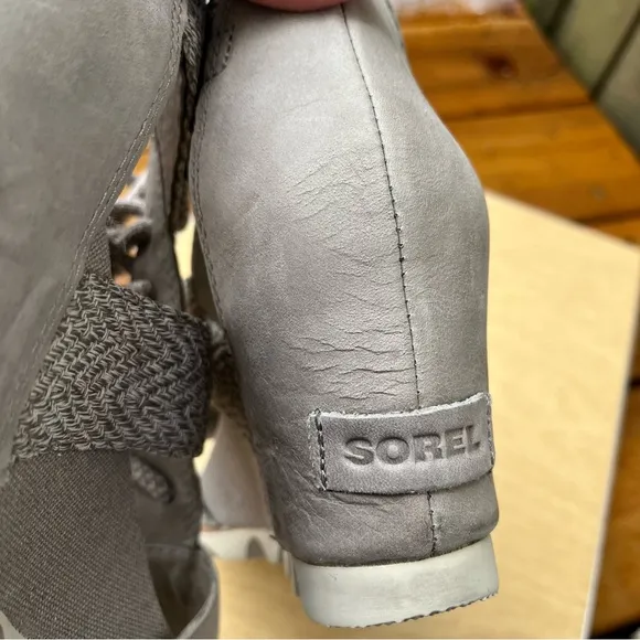 Sorel Wm’s Joanie Lace Up Leather &amp; Canvas Wedge Sandals In Gray Sz 8