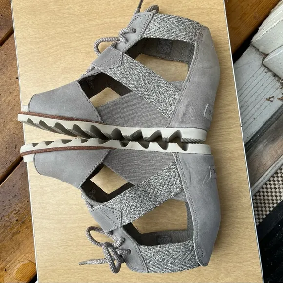 Sorel Wm’s Joanie Lace Up Leather &amp; Canvas Wedge Sandals In Gray Sz 8