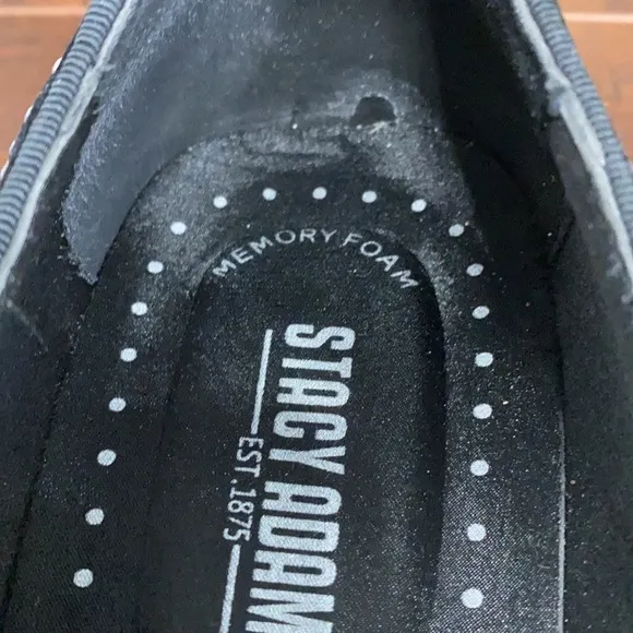 Stacy Adams Silver Stud Swagger Loafers Size 9