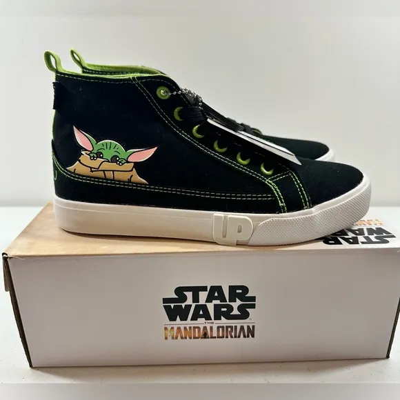 Star Wars The Mandalorian Ground Up Grogu Youth Black High Top Sneakers, Size 5