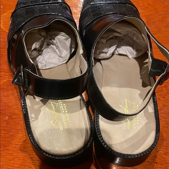 Steve Harvey Men's Black Leather Sandals