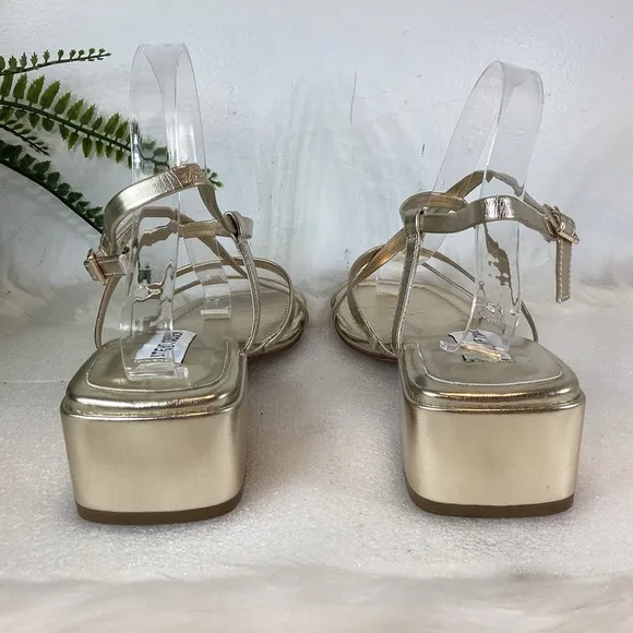 STEVE MADDEN AYLCE GOLD STRAPPY CRISSCROSS SQ TOE SANDALS NWOT SZ 10