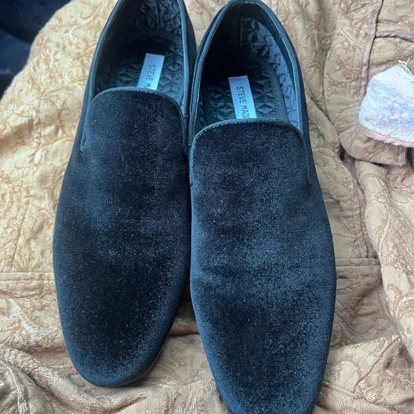 Steve Madden Black Loafers &amp; Slip-Ons