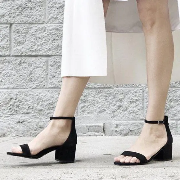 STEVE MADDEN Black Suede Block Heel Sandals 8 Wide