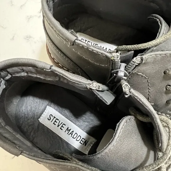 Steve Madden Gray Chukka Boots Suede Casual