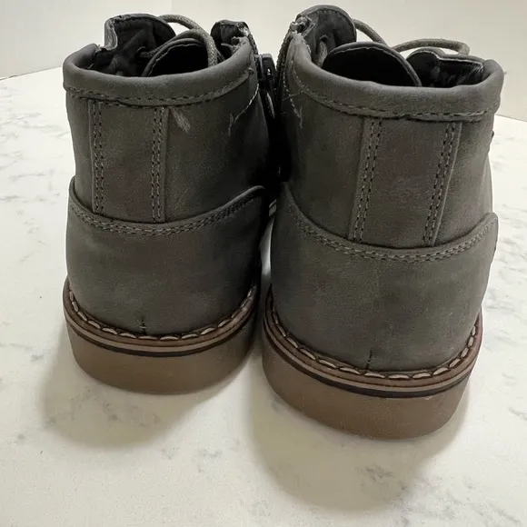 Steve Madden Gray Chukka Boots Suede Casual