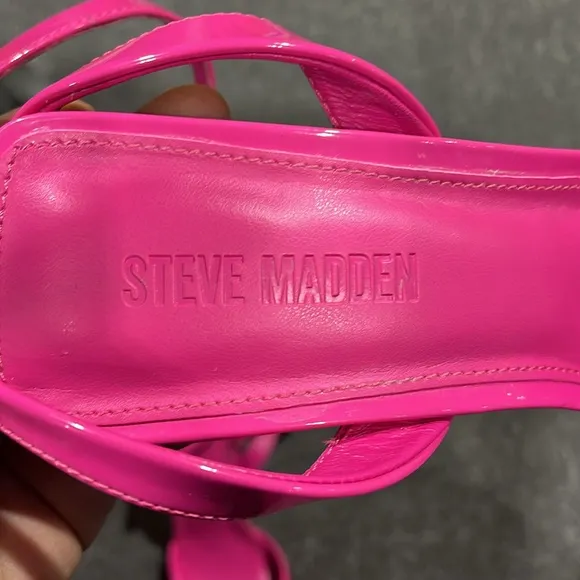 Steve Madden Hot Pink Stylish Pink Women's Sandals