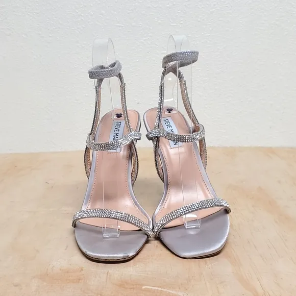 Steve Madden Nectur Silver Strappy Heel Sandals Size 6.5