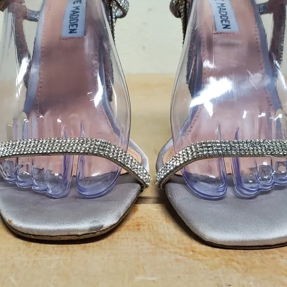 Steve Madden Nectur Silver Strappy Heel Sandals Size 6.5