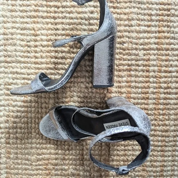 Steve Madden Pewter Parrson Block Heeled Strappy Sandals Size 9B