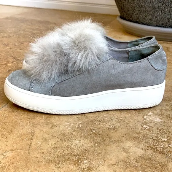 STEVE MADDEN size 8.5 gray slip on sneakers/loafers