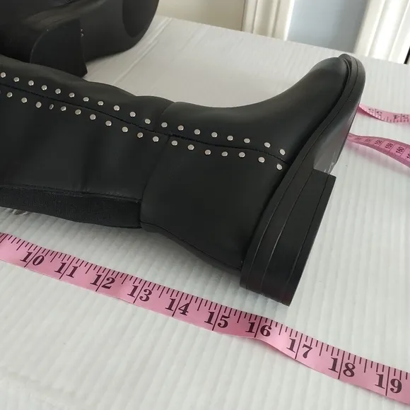 Steve Madden Steven  Comfort Black Studded Leather Riding Boots Sz 6M