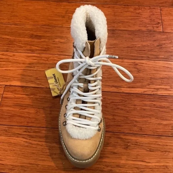 Steve Madden Tan Woman's Hiker Boots