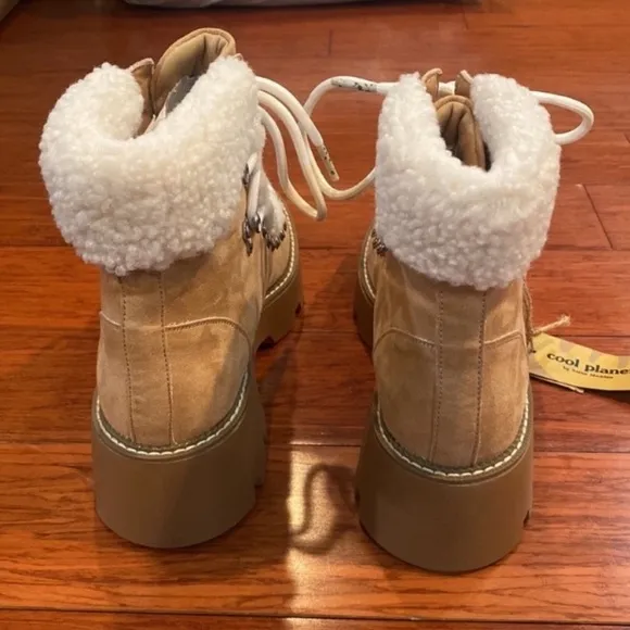 Steve Madden Tan Woman's Hiker Boots