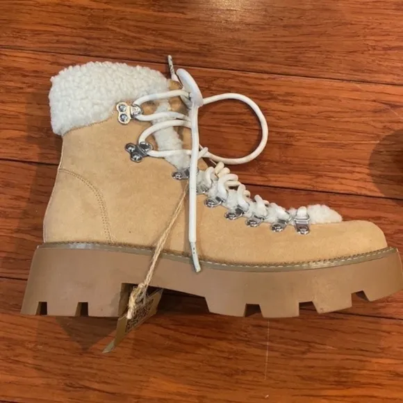 Steve Madden Tan Woman's Hiker Boots