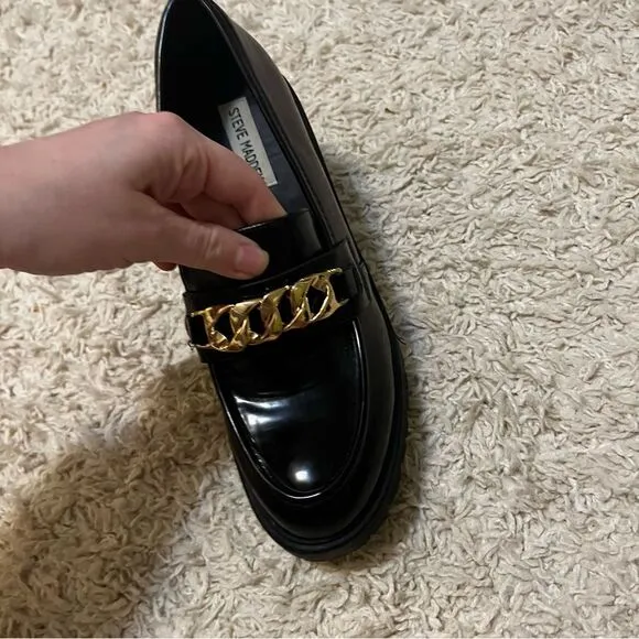 Steve Madden Women's Black and Gold Nakos Loafers size 8.5
