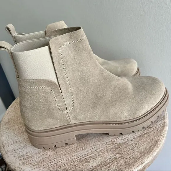 Steve Madden Moira Suede Pull On Boots With Side Stretch Light Tan Cream 10 NWOB
