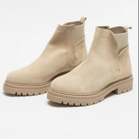Steve Madden Moira Suede Pull On Boots With Side Stretch Light Tan Cream 10 NWOB