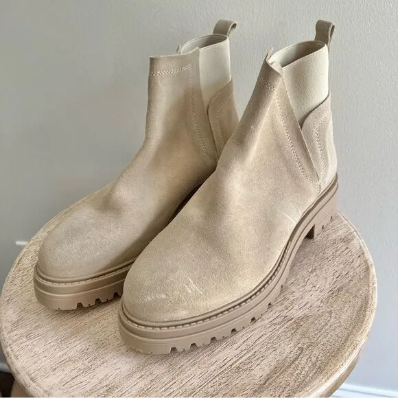 Steve Madden Moira Suede Pull On Boots With Side Stretch Light Tan Cream 10 NWOB