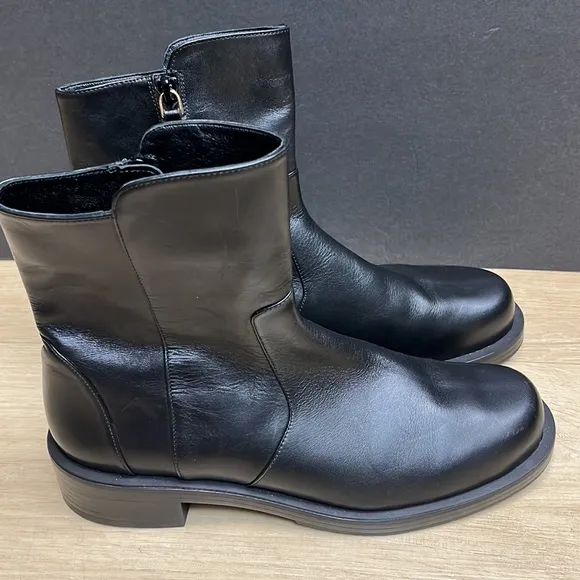 Stuart Weitzman 5050 Bold Ankle Boots Calfskin Black Size 8 US