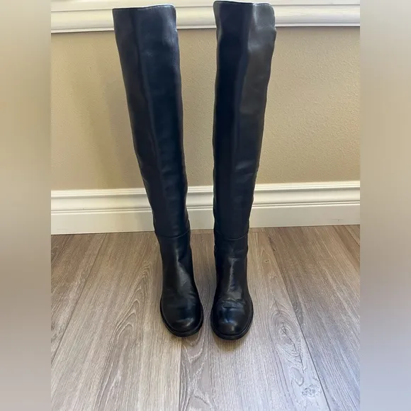 Stuart Weitzman 5050 Boots