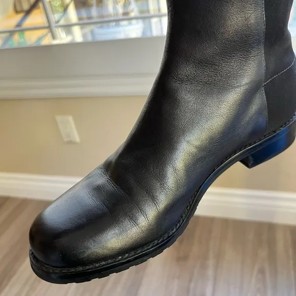 Stuart Weitzman 5050 Boots