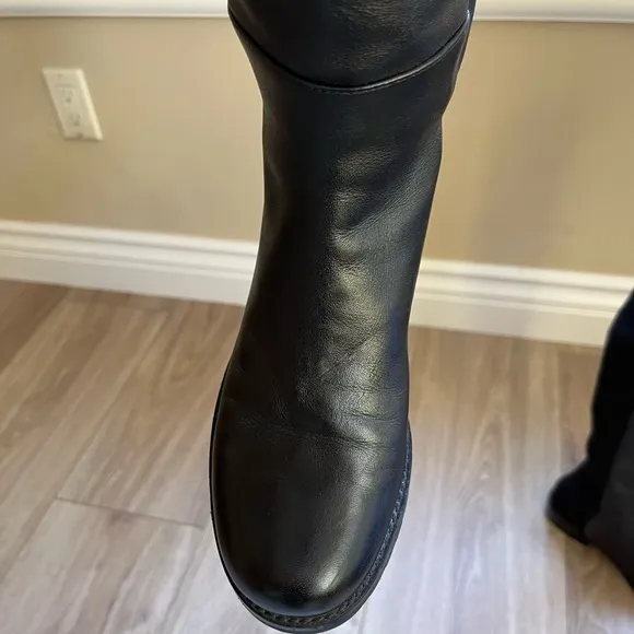 Stuart Weitzman 5050 Boots