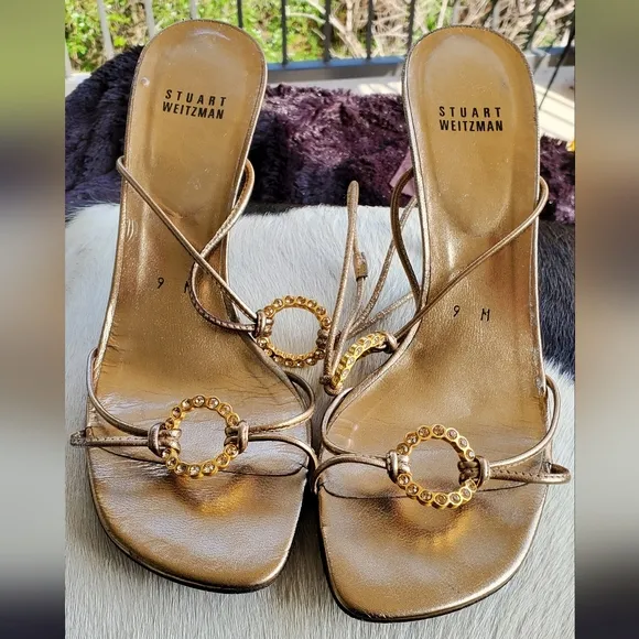 STUART WEITZMAN AUTH $299 Women Gold Leather Ice Rink Open Toe Sandals Sz 9