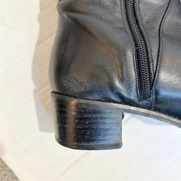 Stuart Weitzman Black Leather Knee High Boots Stretch Panel Size 7.5 Soft