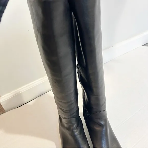 Stuart Weitzman Black Leather Knee High Boots Stretch Panel Size 7.5 Soft