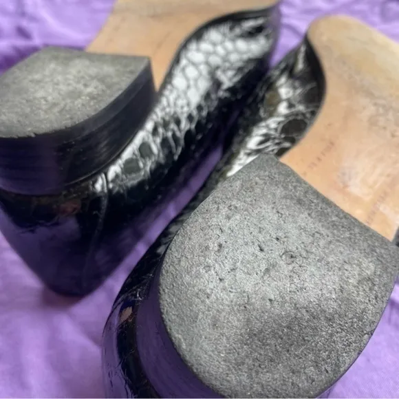 Stuart Weitzman Black‎ Leather Loafers