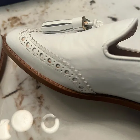 Stuart Weitzman Boything Tassle Leather Loafers size 5.5