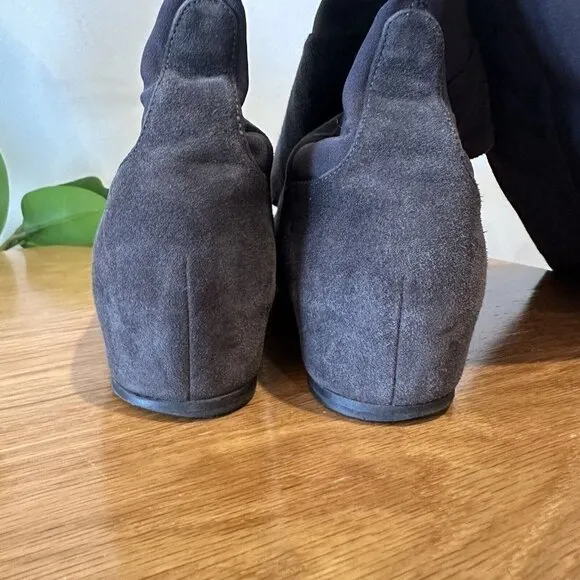 Stuart Weitzman Charcoal Gray suede knee high stretch boots Size 6.5/7