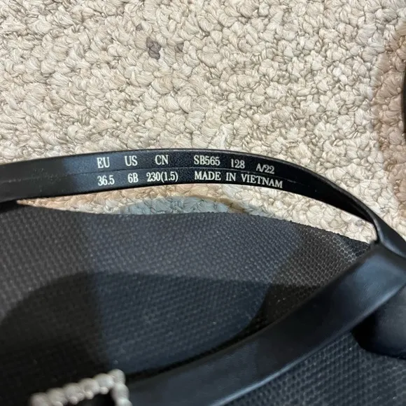 Stuart Weitzman Crystal Thong Flatform Sandals.
