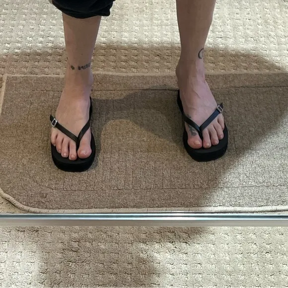 Stuart Weitzman Crystal Thong Flatform Sandals.