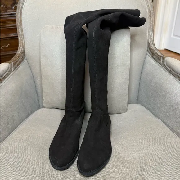 Stuart Weitzman LOWLAND | Stretch Suede/Black | Size 9M