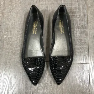 STUART WEITZMAN Made In Spain Slip On Pointy Toe Loafers Snakeskin Size 7