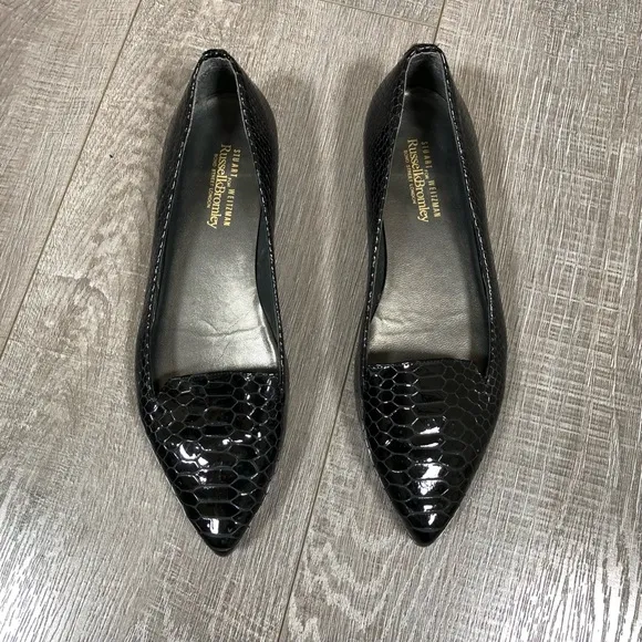 STUART WEITZMAN Made In Spain Slip On Pointy Toe Loafers Snakeskin Size 7