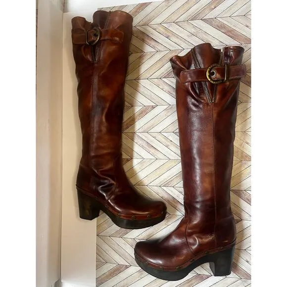 Stuart Weitzman McAllen Tall Knee High Saddle Studded Leather Boots Brown Sz 6M