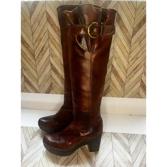 Stuart Weitzman McAllen Tall Knee High Saddle Studded Leather Boots Brown Sz 6M
