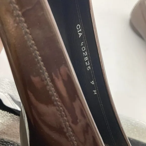 Stuart weitzman patent tassel loafers Bronze Metallic