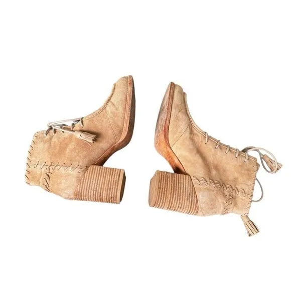 STUART WEITZMAN Wallawalla Suede Ankle Boots Natural Size 9.5