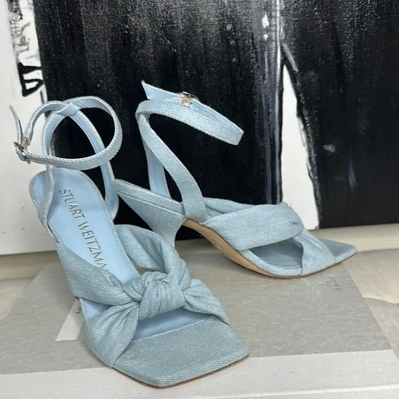 Stuart Weitzman Women's Playa light denim sandals