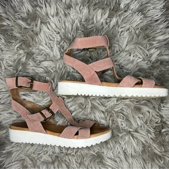 Sundance pink suede strappy gladiator sandals EU size 40 US 9.5