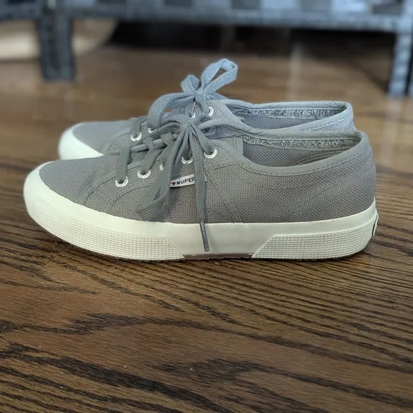 Superga Gray Canvas Sneakers Sz 6.5 Women's 5 Men's Unisex Excel Used Cond Cotu