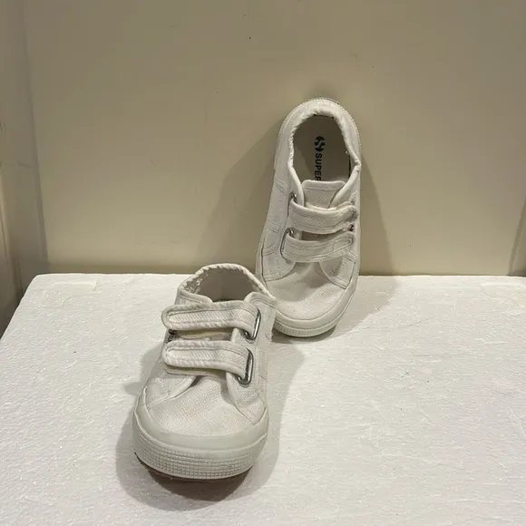 Superga kids unisex canvas hook &amp; loop fastener Sneakers size 10.5 white