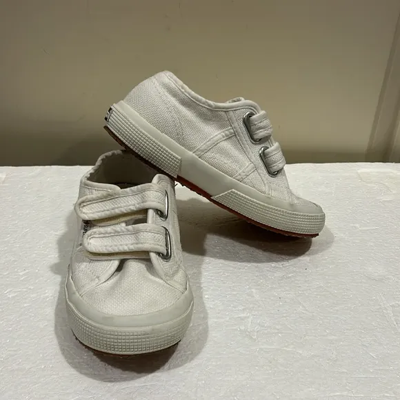 Superga kids unisex canvas hook &amp; loop fastener Sneakers size 10.5 white