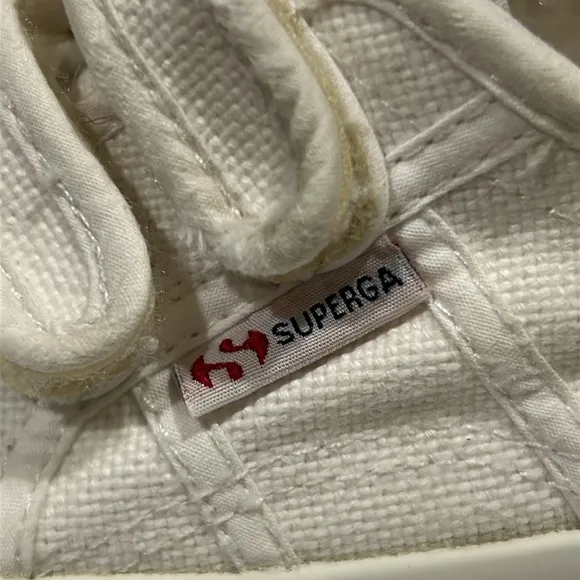Superga kids unisex canvas hook &amp; loop fastener Sneakers size 10.5 white