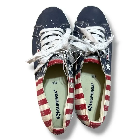 Superga Patriotic Canvas Sneakers with Stars and Stripes Women’s 10/Men’s 8.5