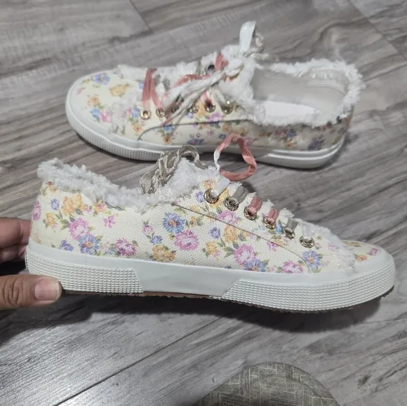 Superga x LoveShackFancy 2750 Flower Fringed Sneakers Sz 8